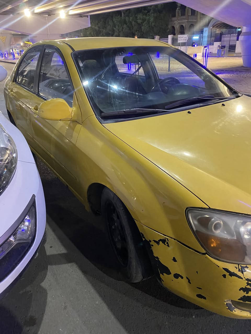 سلام عليكم كيا سبكترا 2008  للبيع بغداد الكسرة  مكينة بيها خيط تبخير  مصبوغة عام
السعر 65 ورقة وبيها مجال 
***********
