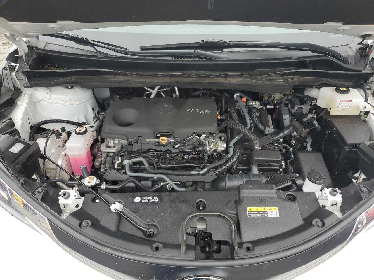 السلام عليكم 
للبيع  
سينا 2022 وارد امريكي LE 
حادثها والسونار كلهن موجودات السيارة الحمدالله مانقصها اي شي كلها كاملة وجاهزة 
السيارة مال بيت يعني 
السعر 28،000$ المكان
 بغداد  رقم الهاتف ***********
