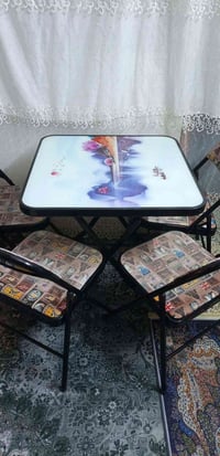 ميز و٤ كراسي • حي العامل