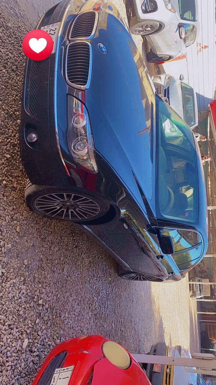 سلام عليكم ورحمة الله وبركاته 
بي ام باخرة 2005 740i سيارة بيه حادث معمرة تعمير متعوب عليه تدفئة تبريد ثلج  مواصفات الباخرة معروفة 
السعر ١١٠ وبيه مجال بسيط ***********
