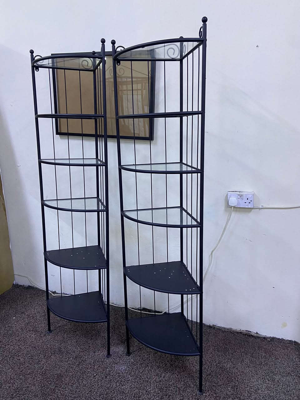 Sale furniture same like new 30998725


**إذا كنت صاحب هذا الإعلان وتريد حذفه لأي سبب، رجاءا أرسل رسالة إلى الدعم الفني**