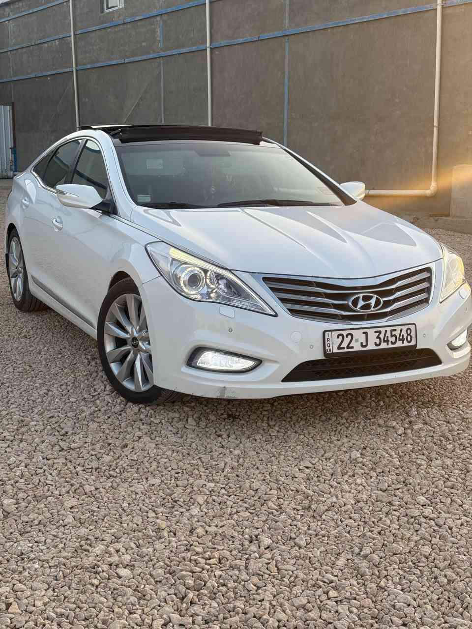 السلام عليكم
هونداي ازيره موديل 2014خليجي.....رقم اربيل جديد 
سنويه 2030 تحويل وكاله 
 موصفات ViP 
فول الفول مكينه 6 سلندر مكينه مامفتوحه شرط 
سيارة كفالة من الصبغ ع وضع الشركة من داخل وخارج
مكينه وكير حداديه وتخم تاير تبريد غرفه الف ماذب عليه خير من الله .............................
سياره ماشيه 136 حقيقي دك جرس بل 120 يعني ماملعوب بعداده 
سياره نضافته 💯 بل 💯 شكد ما توقع نضيفه وجاهزه 
موصفات السياره 
بصمه ابواب وتشغيل 
بانوراما طكتين 
كشنات جلد
اناره داخليه مخفيه شركه
داخل ملكي للخير 
تدفئه  كشنات
قطعتين تبريد 
تحكم كشنات منفصل بل ابواب 
تحكم بيانو 
برده خلفيه كهربائيه 
بردات جانبيه خلفيه 
مري شفط نظام ترحيب
مري قلاب..............
شاشه كامره دواره 
عنده تقرب اناره داخليه 
فتح صندوق ذكي 
لدات خلفي 
حساس امامي خلفي 
نظام اصوات انفنتي 
لد مري جانبي 
حساس خلفي امامي 
يدات نيكل إشارات ترحيب جانبي 
دمام خلفي كولتي عالي 
دبل كزوو خلفي 
ويل كب 19 كرؤم......
------------------------------------------
مكان السياره بابل ...................................
السعر143وبيه مجال.................
رقمي  *********** تصال واتساب
***********تصال
