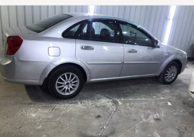 السلام عليكم 
للبيع دايو لاستي موديل 2007
محرك نظيف وكير اوتماتيك ورقم انبار ألماني 
سيارة جاهزة 
صبغها عام اثر جرد
مكان السيارة الرمادي 
سعرها ب62 وبيهة مجال 
للأستفسار ***********
تبريدها فقط غاز يرادلة
