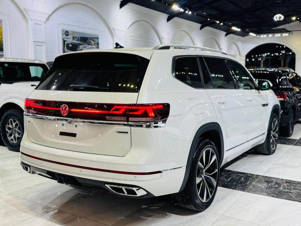 عربى/کوردى
فولكسفاغن
أطلس, SEL Premium R-Line, 2024
عدد الأميال : 9,000 ميل
ضرر: اربع قطع
سلندر: 4 سلندر
محرک: 2.0
السعر / 24,800 ⬇️ 🔥 
الكاميرا الخلفية - سقف بانورامي - صندوق كهربائي  - كاميرا 360 - مستشعر وقوف - تدفئة المقاعد - بصمة - مثبت السرعة - مرايا جانبية كهربائية - مراقبة النقطة العمياء - مقاعد كهربائية - 8 وسادة هوائية - مصابيح زينون الأمامية - قفل مركزي للأبواب - تدفئة مقود القيادة - إنارة محيطية - التشغيل عن بعد - ABS - AWD - مقاعد الصف الثالث - رادار - ستائر خلفية
العنوان: اربيل  -  شركة فانسي كارس
   شارع  ١٠٠م مقابل كورد نفت

☎️-***********
☎️-***********

*************

‎ڤۆڵکسواگن
ئەتلەس, SEL Premium R-Line, 2024
ماوەی ڕۆیشتن : 9,000 ميل
بۆیاغ: 4 پارچە
پستۆن: 4 پستۆن
بزوێنەر: 2.0
 نرخ / 24,800$ ⬇️ 🔥 
کامێرای دواوە - پانۆراما - سندوقی کارەبایی - کامێرا 360 - حەساس - گەرمکەرەوەی کوشن - بەسمە - دیاریکرنی خێرایی - ئاوێنەی لاتەنیشتی کارەبایی - ئاوێنەی ڕادار - کورسی کارەبایی - 8 پەرەشووت - لایتی پێشەوەی زینۆن - قوفڵی دەرگاکان - سوکان هیتەر - ڕووناکی دەوروبەری ژورەوە - شەغال - ABS - AWD - کورسی ڕیزی سێ - ڕادار - پەردە

📍  ناونیشان: هەولێر کۆمپانیای فانسی کارس 
        شەقامی ١٠٠م بەرامبەر كورد نفت

☎️-***********
☎️-*********** أربيل, العراق


**إذا كنت صاحب هذا الإعلان وتريد حذفه لأي سبب، رجاءا أرسل رسالة إلى الدعم الفني**