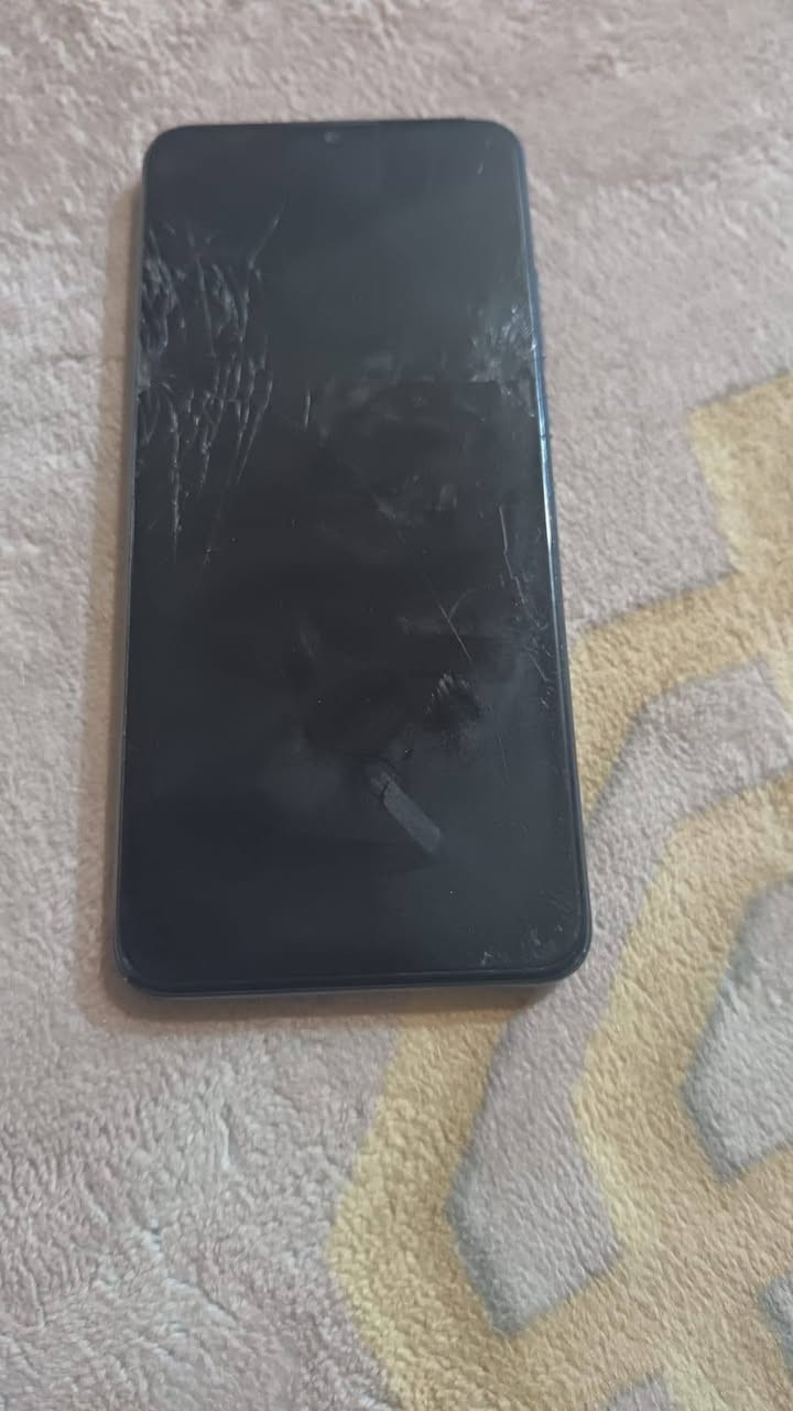 جهاز للبيع ذاكرته 64
بي فطر بالشاشه بس شكال
جهاز نضيف
مالت بيت اريده ب 50


**إذا كنت صاحب هذا الإعلان وتريد حذفه لأي سبب، رجاءا أرسل رسالة إلى الدعم الفني**