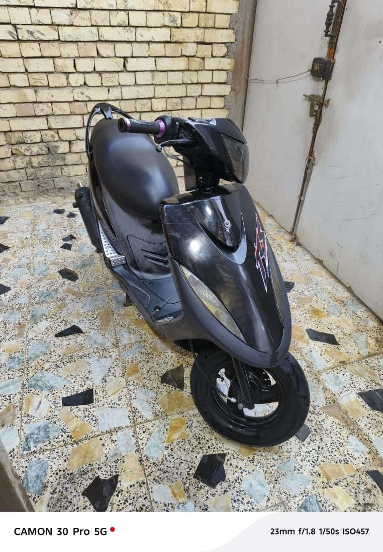 سلام عليكم دراجه ماكس عدله دراجه خير من الله نضافه 100/100 قفل جنطه كهربائيات كلها شغاله ستاند تعليك وصفح كفرات بلاديه مكينه ممفتوحه بلاديه كابريتر مال شركه اي نقص ما بيها فقط كج البانزين وقفل ركبه  سعرها 750 مكاني بغداد شارع حيفا للاستفسار علقلي اطبلك خاص 
ملاحضه مكلف بلنشر


**إذا كنت صاحب هذا الإعلان وتريد حذفه لأي سبب، رجاءا أرسل رسالة إلى الدعم الفني**