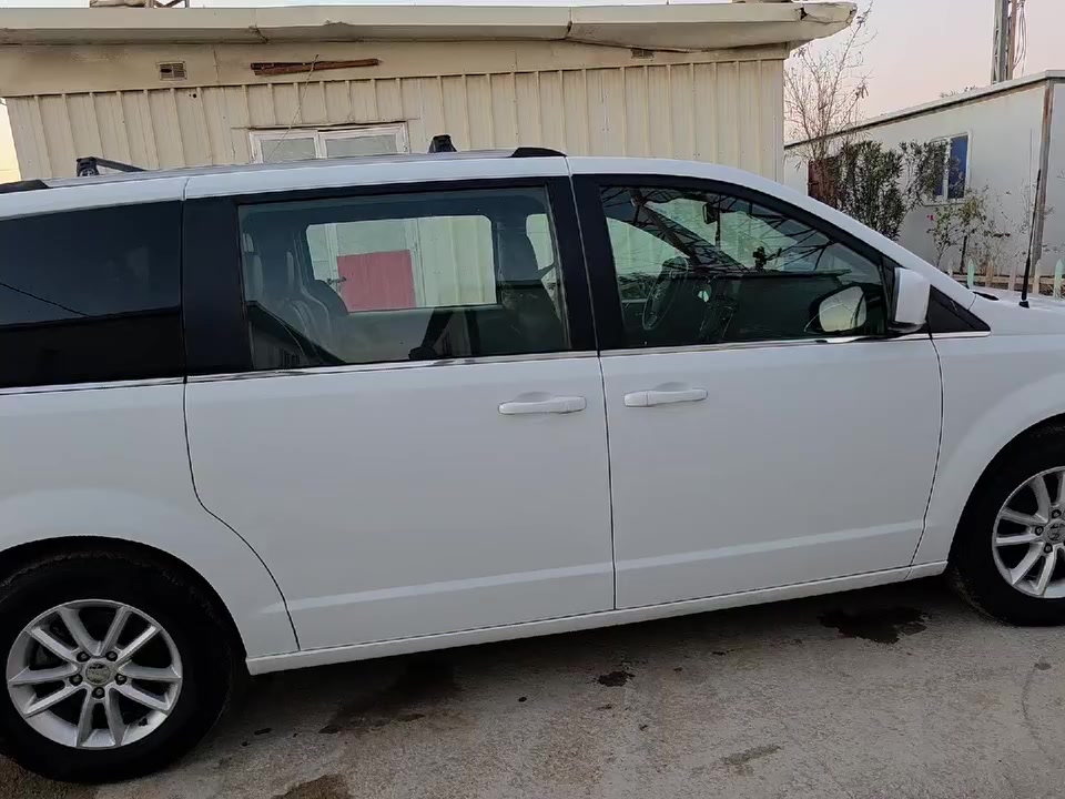 دوج كرفان 2020STX
سياره جاهزه من كل شي
بيبان كهرباء
مثبت سرعه
نظام اقتصاد وقود
هواي بيهه مواصاف
باسمي سنويه لل31
السعر 188 $
وبي مجال قليل
مكاني البصره
***********
