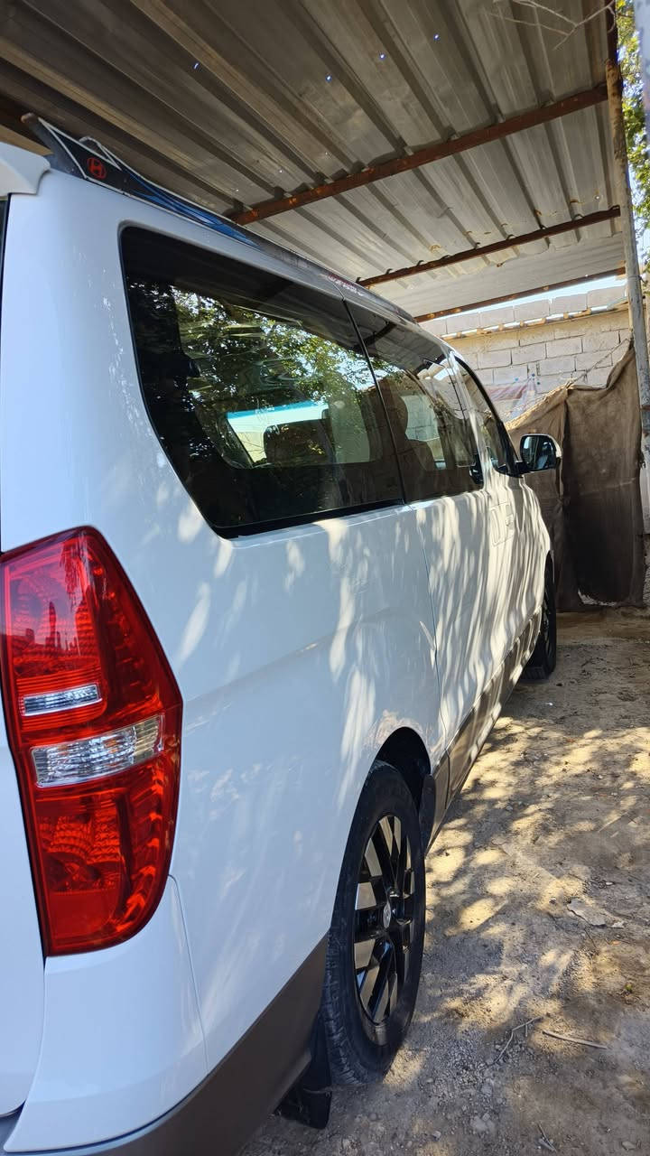 سلام عليكم ستاركس 19مفتوح فول مواصفات 7الوان تخم تاير ويل 16 رقم بغداد انكليزي بسمي تبريد تدفئه شغال مكينته بيه تنغيص للا ستفسار الاتصال علئ الرقم 0771 272 7034
