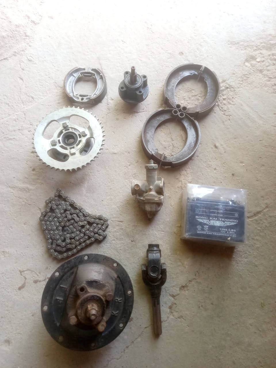 سلام عليكم الغوالي غراض دراجة للبيع شرط الفحص مناسبات الشراي يتفضل خاص  مكان كربلاء طوريج  ***********
