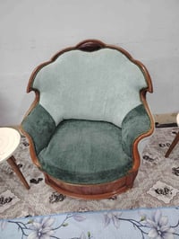 طقم ٩مقاعد • نضيف جدا • حلة شارع ٨٠