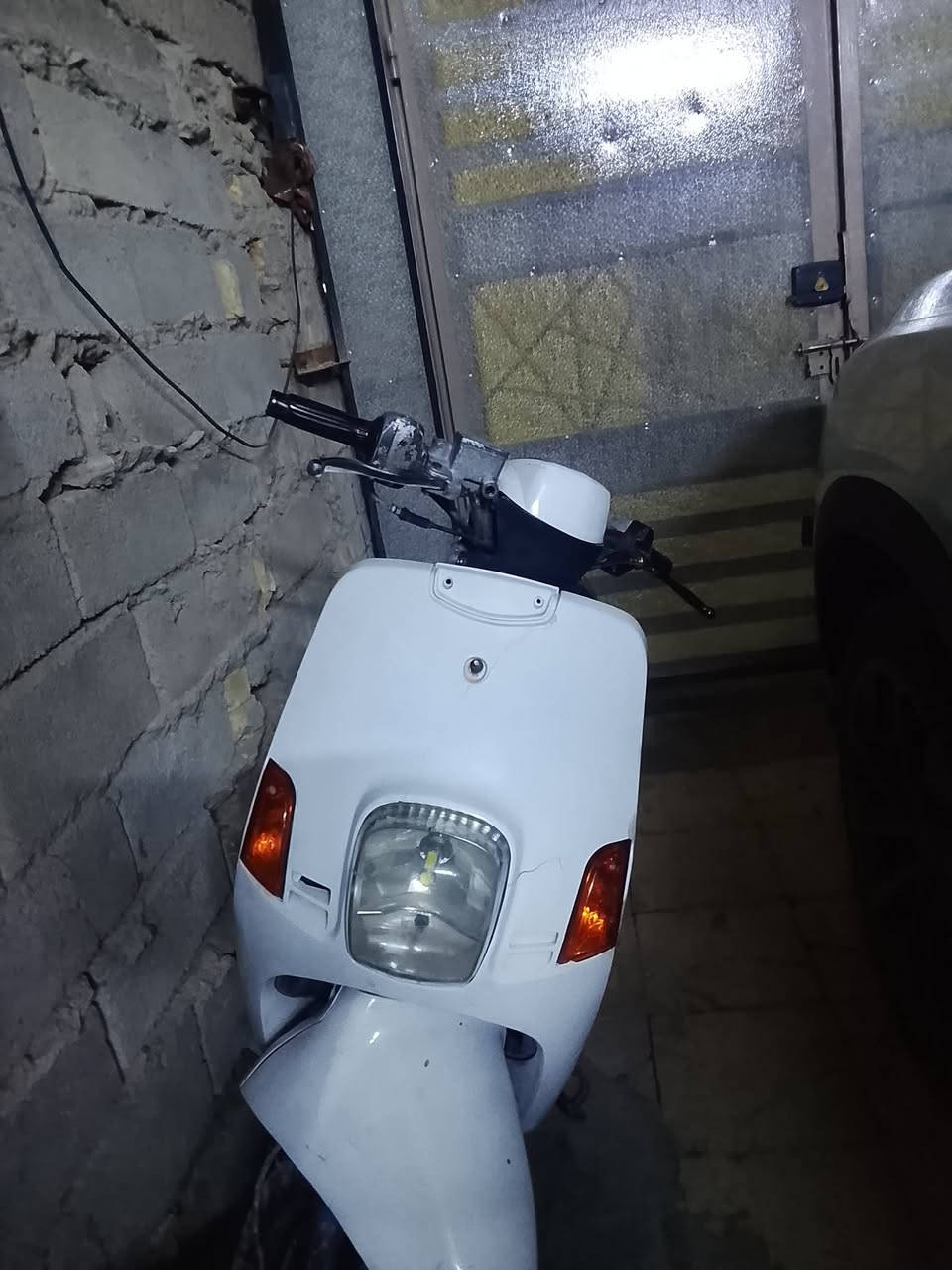 سلام عليكم دراجه ماكس بوليس كابريتر دراجه كهربائيات كلها شغاله سلف هندر مكينه مفتوحه  مره وحده مكينه ناعمه مكاني الدوره ابو دشير السعر ٤٥٠  ***********
