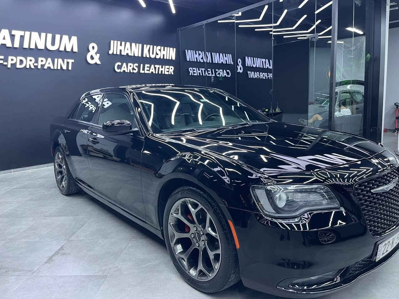 السلام عليكم اخوتي
للبيع كرايسلر اوباما (S300) فولل مواصفات وارد كندي (كلين )فقط صبغ إصبعين بجاملغ الخلفي 
2018 أصل ماشيه 100 رقم اربيل الدولي الجديد شرط التحويل  
‏V6/3600
السيارة مكفولة من كلشي 
جاهزه من كل نقص :
حداديه تخم تاير تدفئه تبريد كله جاهز
المواصفات/
كير ماوس 6 نمر

تشغيل عن بعد
كشنات تدفئه تبريد
كشنات كهرباء جلد اسود
لايت زينون عدسه
شاشه كبيره تدعم كاربلي
بصمه تشغيل وأبواب
خزن ميموري
كامرا خلفيه
ستيرن كهرباء
تبريد قطعتين
تحكم ستيرن جهتين مع مثبت سرعه
مري كهرباء
بردات 
ويل كروم 
باقي المواصفات معروفه
السياره جاهزه ومال جناي 
مكانها اربيل 
السعر250 ورقة وبي مجال 
وباقي التفاصيل  التواصل على الرقم 
*********** واتساب
