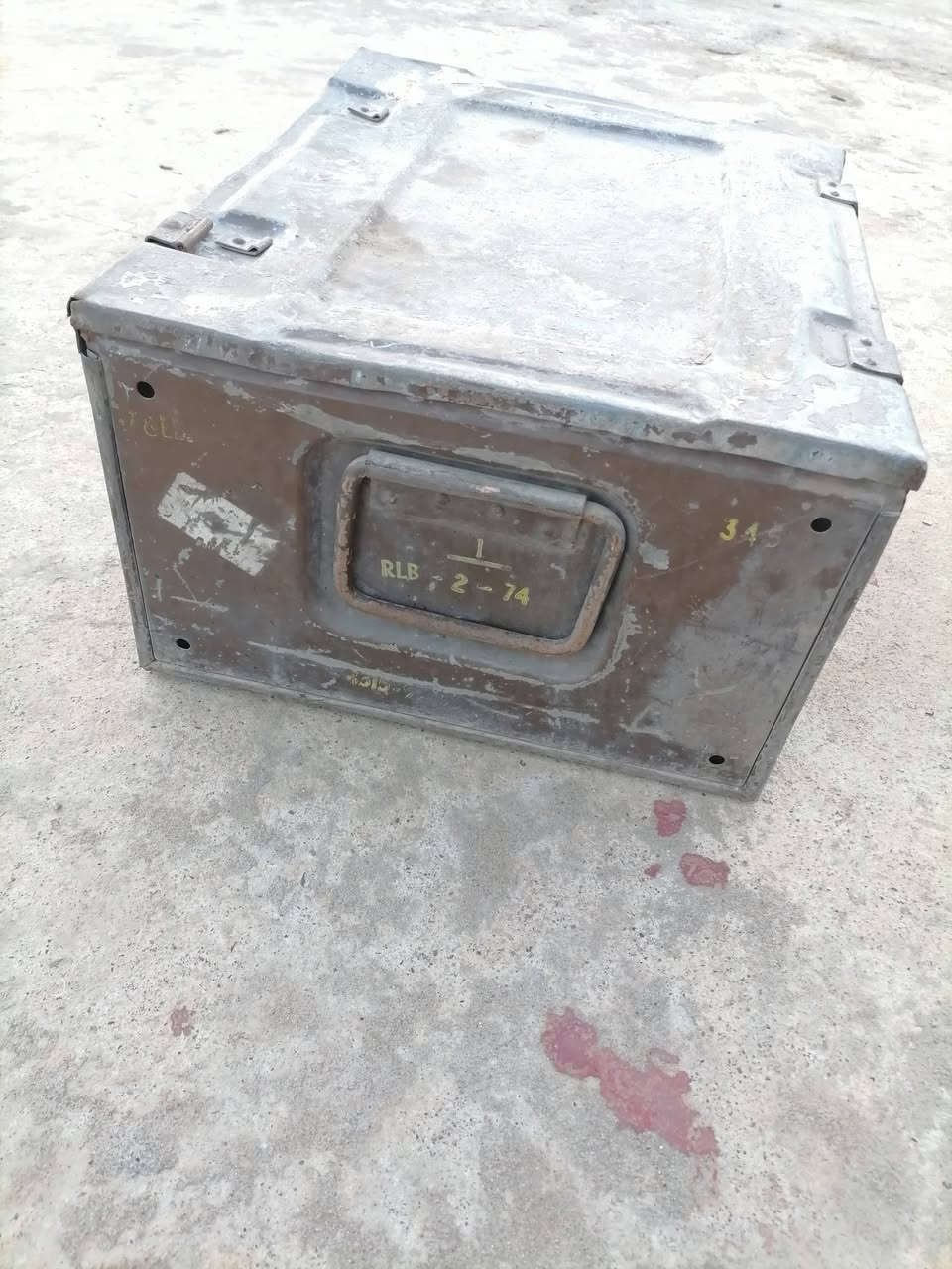 السلام عليكم

صندوك جيش


**إذا كنت صاحب هذا الإعلان وتريد حذفه لأي سبب، رجاءا أرسل رسالة إلى الدعم الفني**