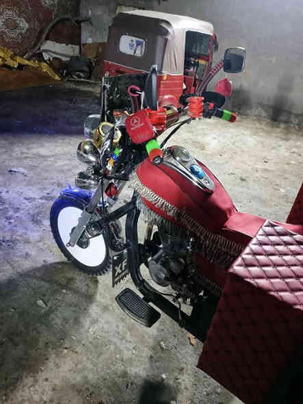 السلام عليكم ستوتات للبيع صقر موديل 24 توته حلوه اوراق كامله ستوته خير من الله سعرها مليونين 300 وبيها مجال مكانها بغداد مدينه الصدر رقم الهاتف ***********
