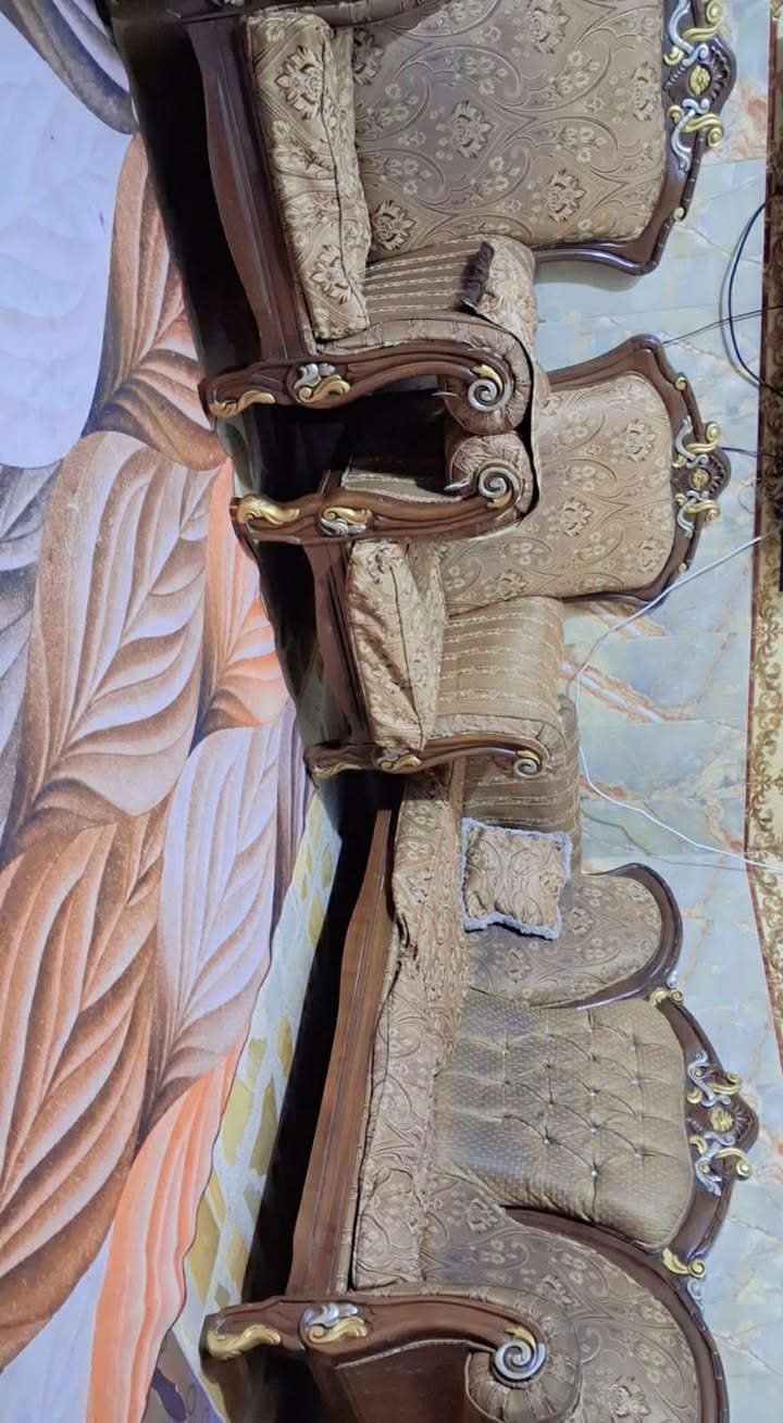 تخم 4كراسي 2قنفات السعر 100


**إذا كنت صاحب هذا الإعلان وتريد حذفه لأي سبب، رجاءا أرسل رسالة إلى الدعم الفني**