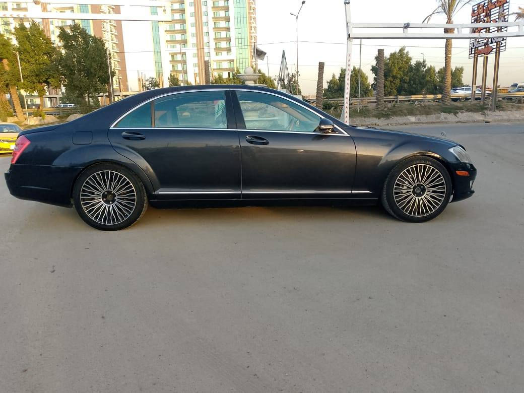 سلام عليكم مارسدس  خليجي550  Sكلاس باب طويل رئاسي موديل ٢٠٠٩ متومه وجاهزه ارقام وسنويه اصلي لون نيلي غرفته عسلي حلوه محرك كير صدر تخم تاير جديد جاهزه بيه  طخه بين لبوب وداير مال جاملغ مكحله  يعني انساها تبريد ثلج صدره نضيف تخم تاير جديد لايت زينون أبواب شفط صندوق شفط زراك لايت سعر 78 ومجال لشراي بيع او مراوس العنوان بغداد ***********
