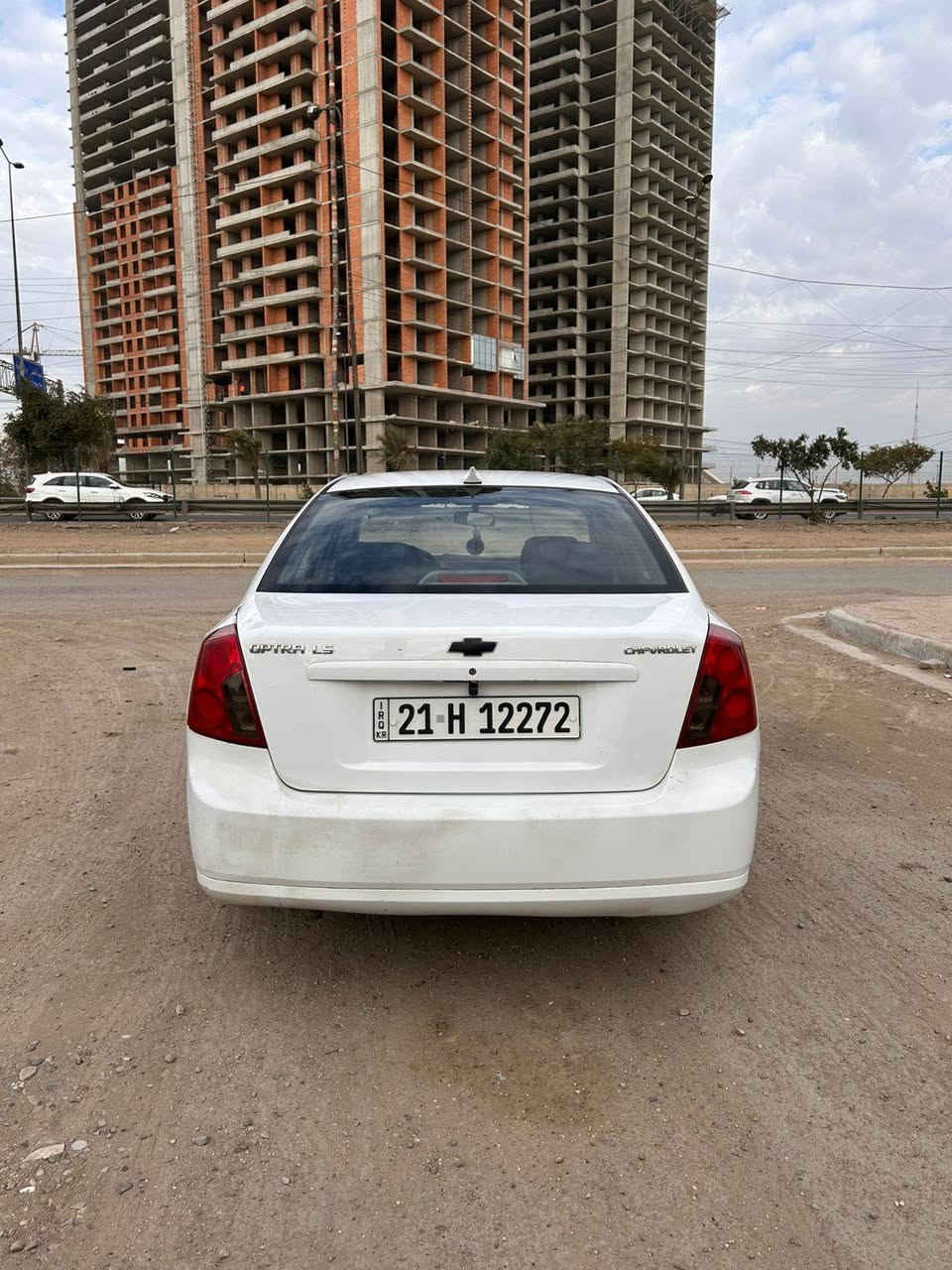 السلام عليكم اوبترا 2013
رقم سليمانيه جديد بسمي 
ماشيه 176
چاملخ امامي مبدل وبيه شبر يم قبق البانزين 
صدر جديد اصلي صار شهر شاده 
تايرات تخم جديد
تدفئه وتبريد 
كير مكينه مكفوال 100%
شادله عالي زنون اصلي 
السعر 92وبيه مجال 
***********
