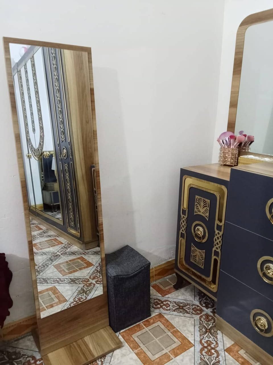 غرفة تركية درجة اولى استعمال قليل السعر 750


**إذا كنت صاحب هذا الإعلان وتريد حذفه لأي سبب، رجاءا أرسل رسالة إلى الدعم الفني**