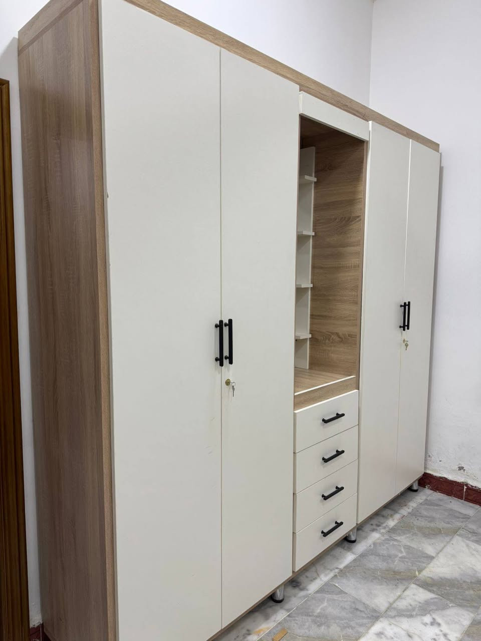 كنتور تواليت تصميم اوربي تسكام التميز عنواننا للاستفسار مراسله البيج او الواتساب او الاتصال ع الرقم ***********
