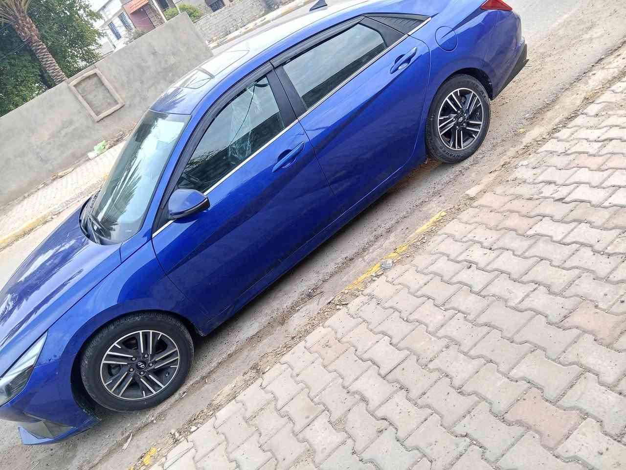 السلام عليكم
للبيع النترا 2022 امريكي فول مواصفات رقم بغداد  بأسمي 
بنزين اصل  مو هايبرد 
الحادث جاملغ خلفي وباب 
السونار مرفق بالمنشور 
السعر 142 بيهة مجال 
مكان السيارة بغداد 
***********
***********
