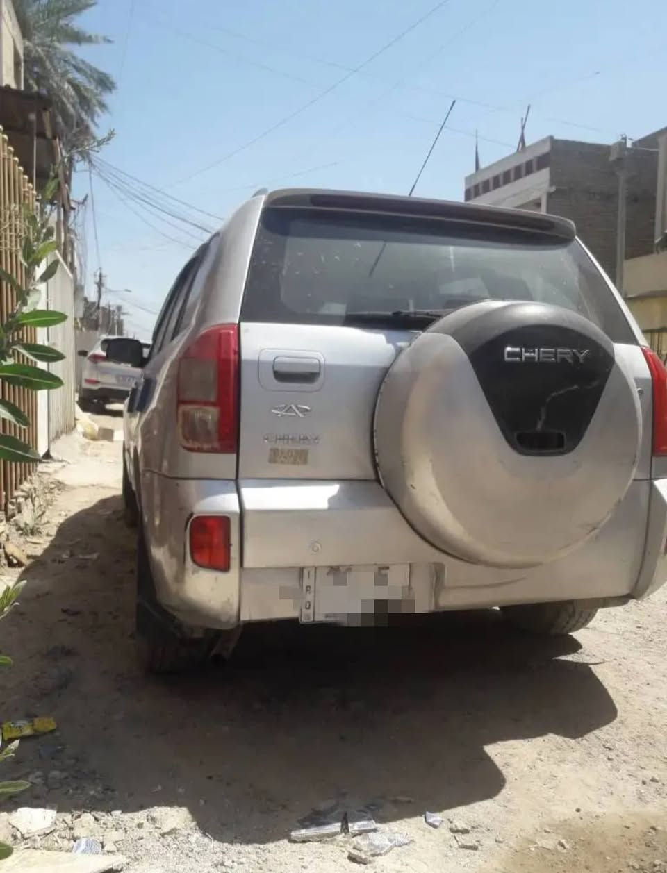 تيكو 2013 رقم بغداد باسمي تحويل ثاني يوم . 
بيها صبغ قطع لونها رصاصي وجارد ومصبوغة قطع ( بدون ضربة ولا تبديل) 
سيارة جيدة 
تبريد شغال
مكينة لا تنقيص ولا تبخير 
شاشة
اطارات ممتازة 
بطارية ( باتري ) جديد 
ادامة منظومة البانزين 
السعر 51 وبيها مجال 
مكان السيارة بغداد - المشتل 
***********
الشراي يجي خاص ادزلة سونار
