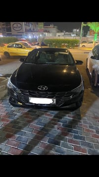 هيونداي النترا (2023)   🚘 وارد أمريكي 🛠️ حادثها فقط البابالخلفي من جهه...