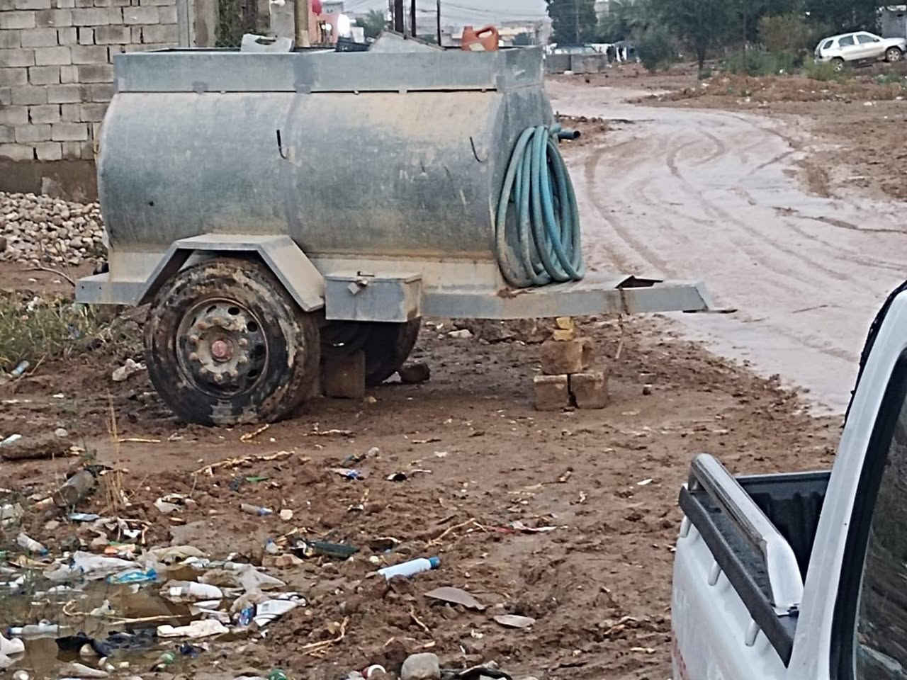 سلام عليكم مقطورة البيع مقلون 3000 لتر مقطورة جديدة ***********
