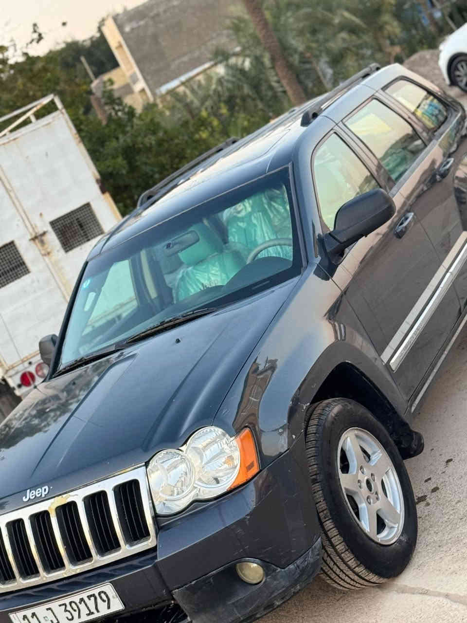 للبيع جيب لاريدو 2008 4x4
مكينه ٦ سلندر السياره تنسى شي اسمة حماوة ودوانز كله بانزين عادي

السياره مال جناي مومال بيع وشرا صارلي هواي من جانيها وعلى ايدي  بحالة الزيرو جديده حيل وبالخير علياخذها ......
سياره محرك كير شرط ....
شلعة ومعدل مال ٢٠١٨ تكول راكب 
السياره كاملة على اخر حباية 
ربع ديناررر متصرف عليها 
مجهزيها  على اخر شي
السياره كفاله شاصي ولغد وخياس 
جانت جارده وصبغتها حزام فقط رش 
بدون معجون ولا ضربه ولادكة جاجوج .......
شرط السونار شاصي لغد كفالة عامة
السياره باتري جديد زوج تايرات جدد
صدر ٩٠/١٠٠ 
...................
السياره غرفتها تخبل مدوشمها بالكاضمية لون الداخل يخبل 
وشادلها شاشة وكامرة وحساسات 
كشناتها جلد  تدفئه تبريد جاهزه ربع مناقصها ......
رقم بغداد الجديد الانكليزي 
هزه جديده سنويه جديدة 
باسمي تحويل ثاني يوم بأسم المشتري ......
السعرر (١٠٠)  ❗️
يعني دفتر وبيها مجال كلش بسيط لان سيارة متعوب عليها 
المكان بغداد الاعظمية 
 ***********
