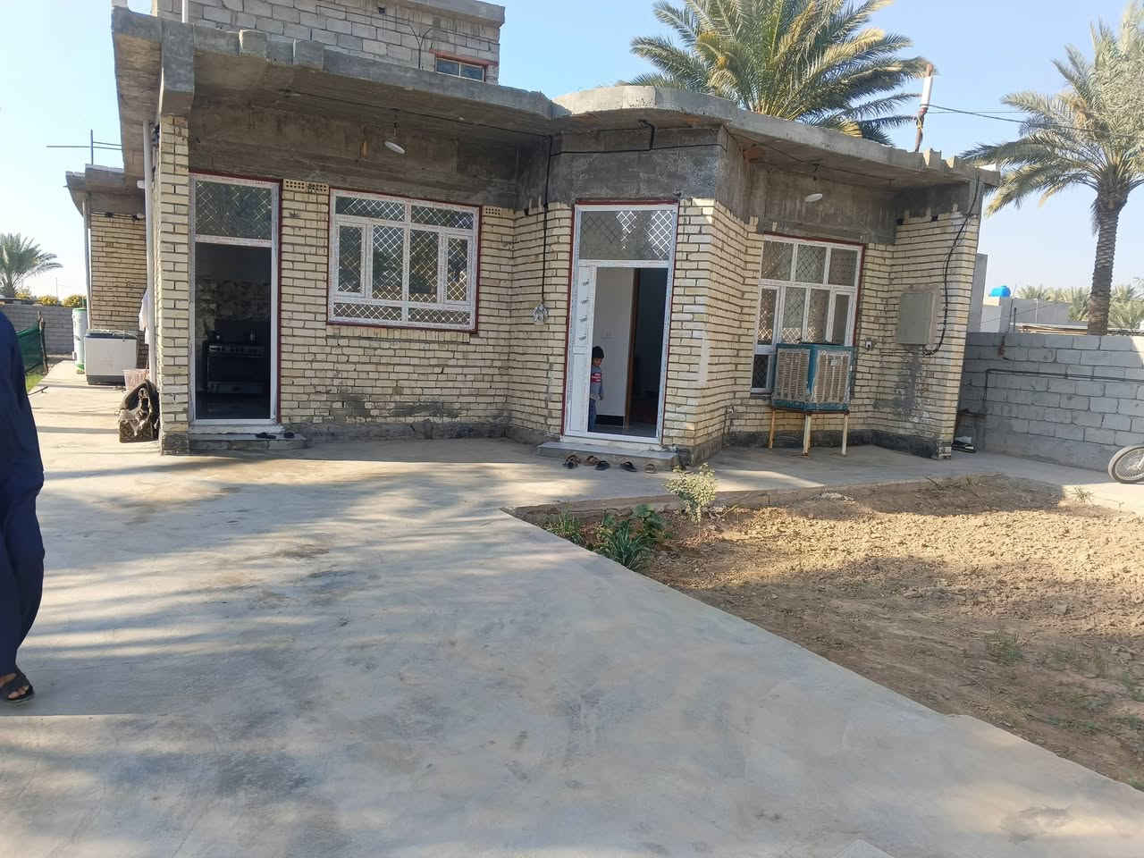 ارض وبيت كامل مساحه 1250 طابو زراعي سند 25 كاملا مكملا فول من كلشي رقم لهاتف *********** لعنوان ام لعضام لعثمانيه خلف صناعه لثالثه
