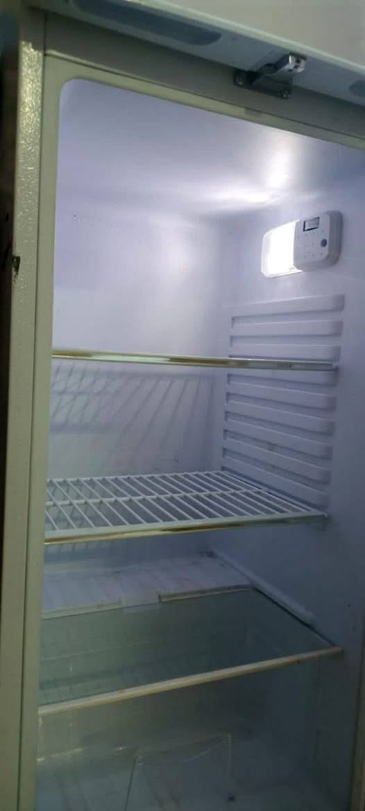 ثلاجه للبيع نظيفه
سعر 175 الوركاء ناحية الكرامه


**إذا كنت صاحب هذا الإعلان وتريد حذفه لأي سبب، رجاءا أرسل رسالة إلى الدعم الفني**