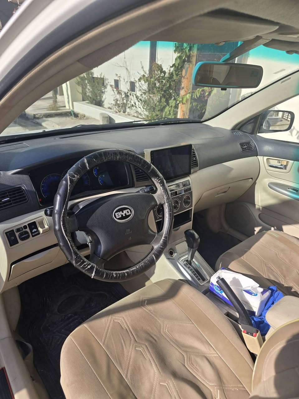 BYD /F3/2014
بأسمي  
كوبون بانزين
تحويل فقط ما اسوي وكالات 
بدون ضرر بدون صبغ 
فقط تقليمات بسيطة 
تبريد/ تدفئة شرط
كير شرط 
سيارة نظيفة حيل
السعر ٦٧ 
***********
