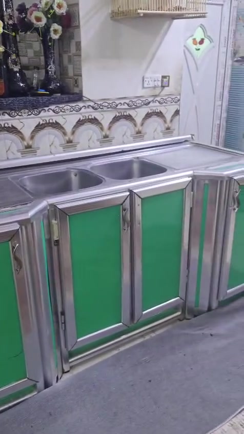كاونتر مترين ونص
السنك متر ونص مغلون داخل وخارج المنيوم


**إذا كنت صاحب هذا الإعلان وتريد حذفه لأي سبب، رجاءا أرسل رسالة إلى الدعم الفني**
