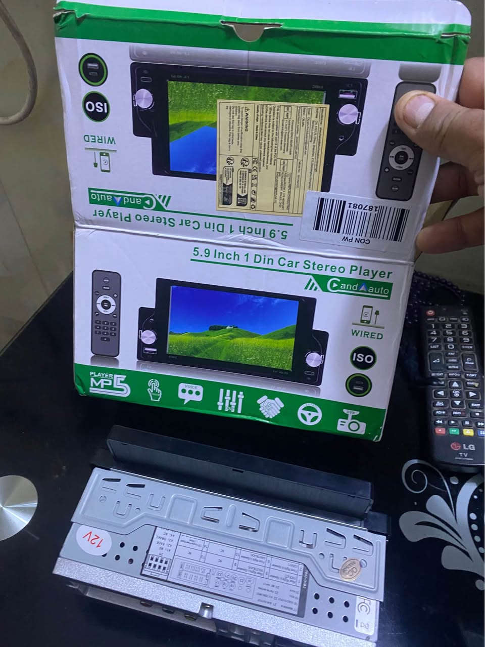 سلام عليكم متاح شاشه بهذا الشكل جديده مامستخدمه بالكارتون بس الشاشه فقط ماكو شي وياها واللامانه مو نظام اندرويد بس نظام كاربلي السعر 25الف مكاني بغداد حسينية الراشديه رقمي بي واتساب او على الخاص(***********)ملاحظه الشاشه صغير ومرتبه بغداد, العراق
