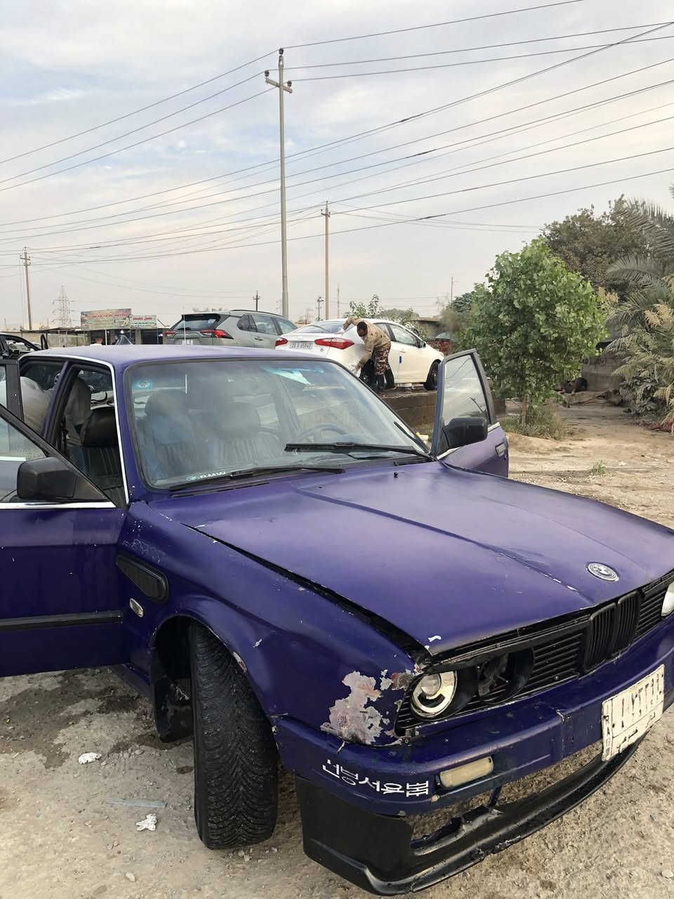 أهلاً وسهلاً بالجميع! BMW زعرة موديل 1992 
23$


**إذا كنت صاحب هذا الإعلان وتريد حذفه لأي سبب، رجاءا أرسل رسالة إلى الدعم الفني**