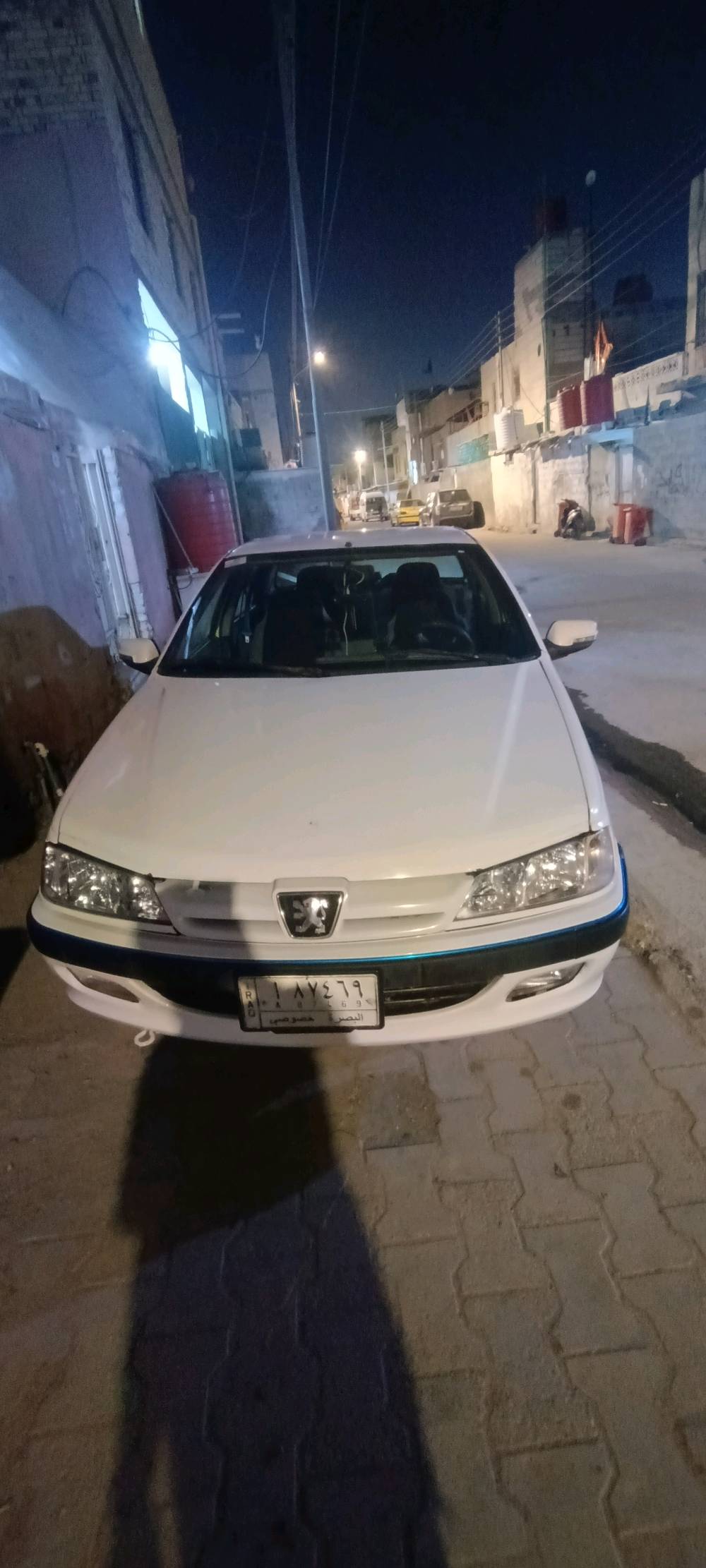 بيجو بارس مديل 15 للبيع 
65 وبيها مجال
عنواني البصرة الجمهورية 