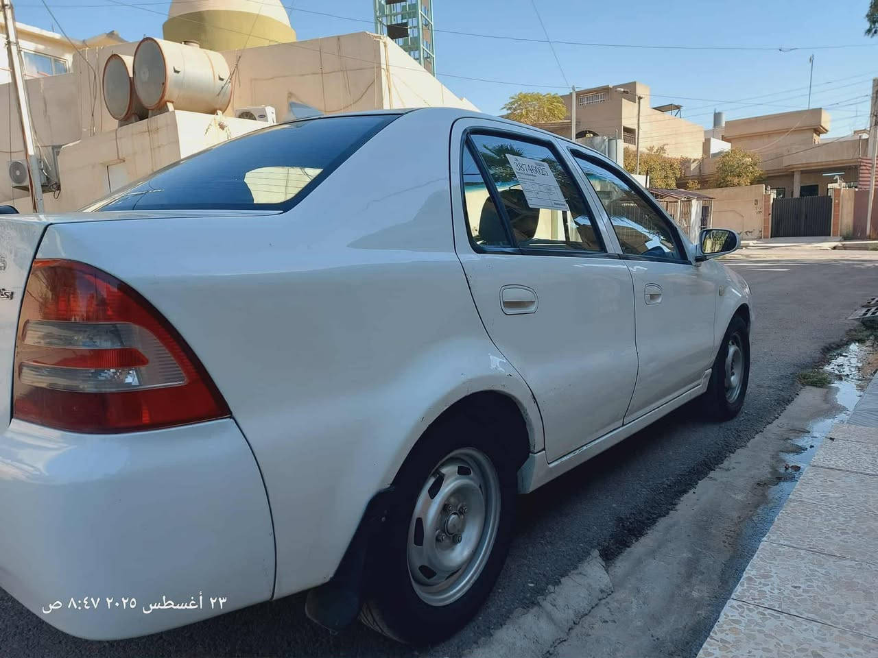 سيكي للبيع..بيها صبغ دوائر..والمحرك بيه صرف..السعر ٥٢..الاتصال على الرقم ***********
