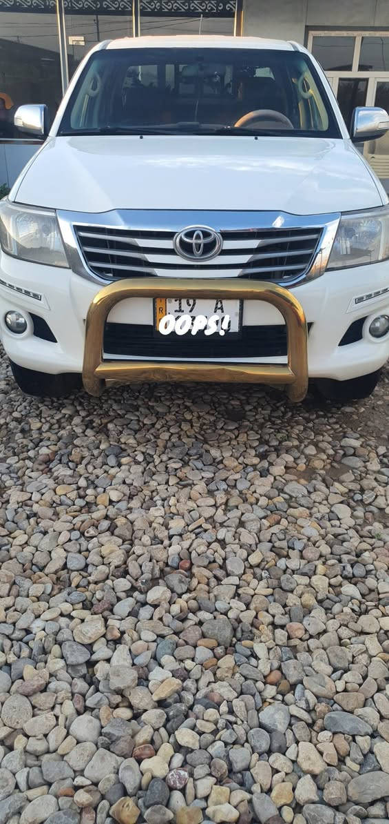 سلام عليكم تيوتا هايلوكس للبيع فورويل سعودي ام الدعاء 

 موديل 2015 مكفوله كفاله عامه شرط(( السونار   موجود بل منشور )) رقم 19 الجديد كير محرك حداديه مكفولات 

سنويه مجدده تخم تاير جديد حساسات خلفيه سياره جديده بمعنى الكلمه تحويل مباشر  تبريد شغال
 وتدفئه  
 
 سعرها  235وبيها مجال 

كير اوتوماتيك  تحويل مباشر لاتصال على الرقم ***********مكان السياره الديوانية(( ملاحظة ترهم مراوس ب اقل منها ))
