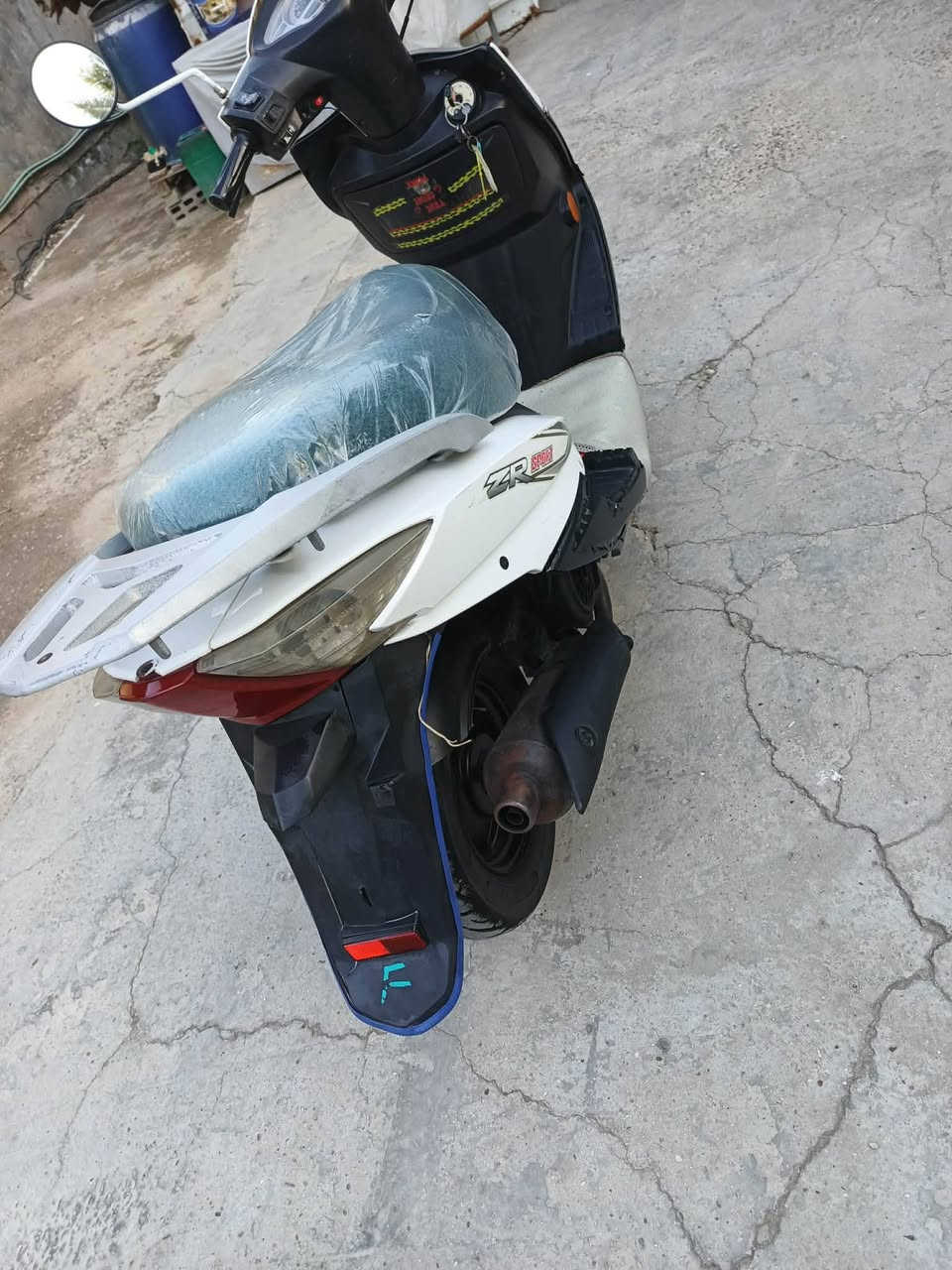 سلام عليكم دراجه صيني للبيع كامله من كلشي كهربائية كله شغاله الدراجه كامله عل اخر حبايه
السعر 300وبيه مجال 
مكان كربلاء طوريج 
للاستفسار اكثر اتصال عل رقم
***********
سلام عليكم دراجه صيني للبيع كامله من كلشي كهربائية كله شغاله الدراجه كامله عل اخر حبايه
