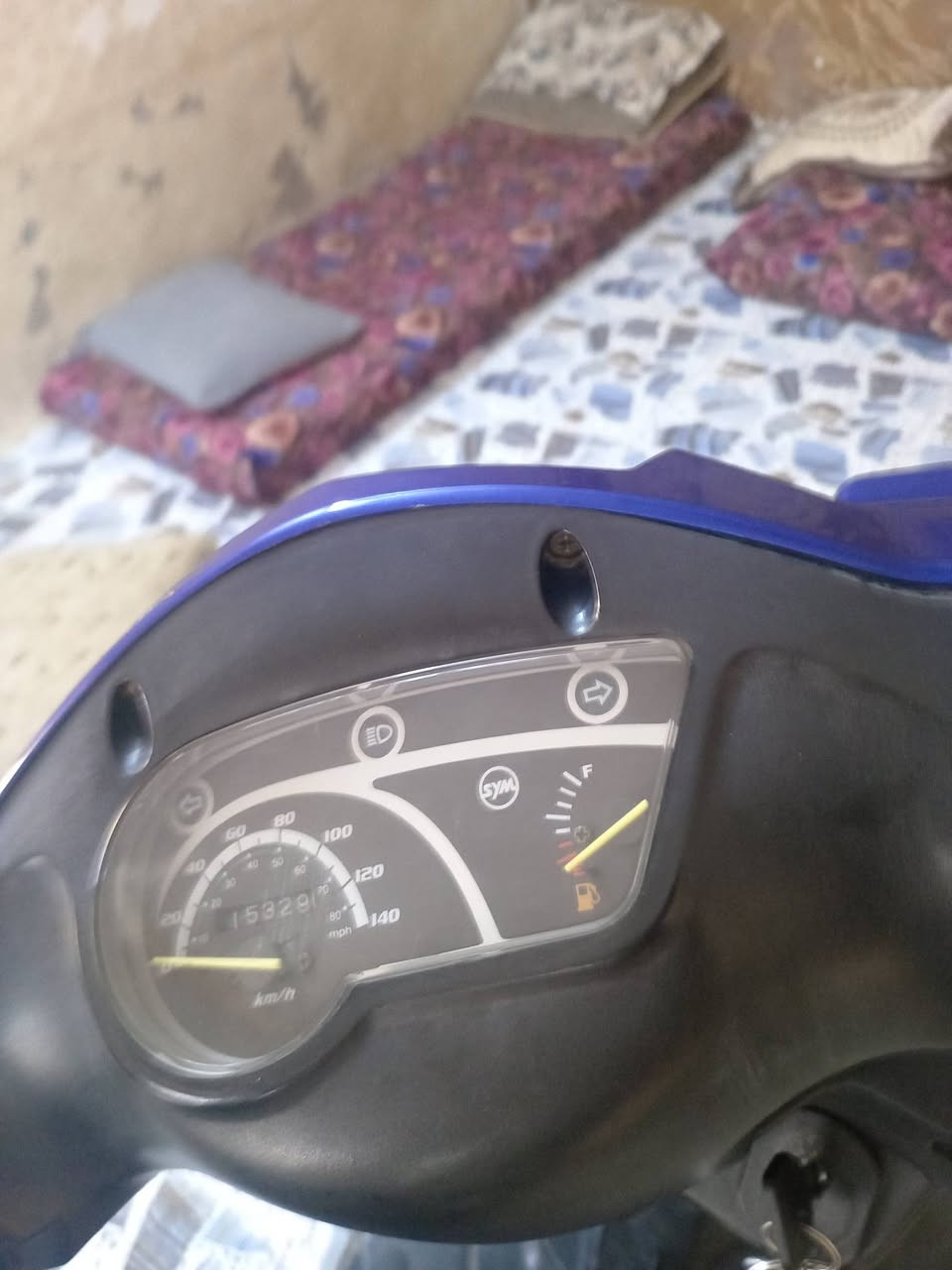 السلام عليكم ماطور جديد مال جمعيه سعر 700 رمادي شارع 20  ***********
