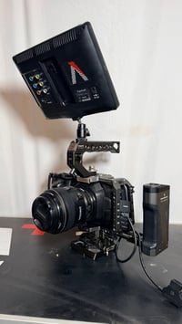 بلاك ماجيك 4K • كيج تيلتا • مونيتر