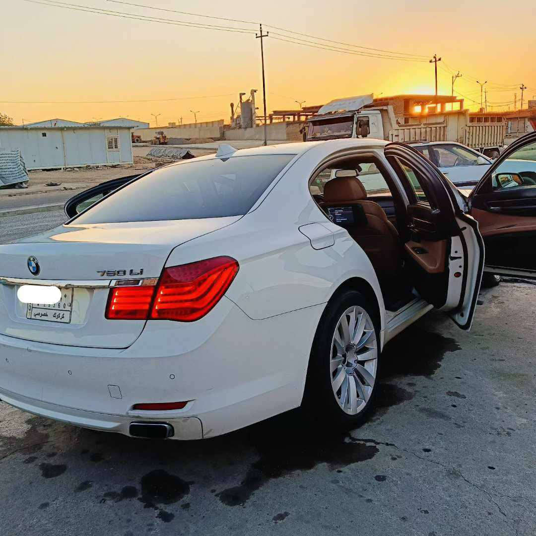 ‏BMW 750li f01 vip
‏رئاسي الباب الطويل فول الفول
‏اللون ابيض مميز 
‏مكينة 8 سلندر تون تيربو twin turbo 
‏تريد وكالة او تحويل سنوية باسمك 
‏موديل 2009
‏ماشية 180 الف كيلو 
‏وارد خليجي مكفولة صبغ وكير ومحرك وصدر 
‏المواصفات :
‏-سلايد روف
‏_ بردات كهرباء
‏- رادار + اوتو هولد + تحديد مسار
‏-زراك لايت 
‏- شاشات عدد 3 بلادي
‏-حساسات
‏-ثلاث كاميرات 
‏-لايتات زنون بلادي 
‏-داخل جلد بس كرسي السائق يرادلة دوشمة
‏-صاج ملكي لون مميز طافي 
‏-سيدي جينجر 
‏-شاشة كبيرة 
‏-تبريد ثلج
‏-مري شفط 
‏-ستيرن كهرباء 
‏-تبريد +هيتر بالكشنات 
‏-خمس بردات كهرباء 
‏-كشنات ميموري ومساج امامي خلفي 
‏- ابواب شفط
‏-جنطة كهرباء شفط 
‏-هاندبريك بصمة 
‏-اربع وضعيات قيادة 
‏-مري شفط 
‏وباقي الموصفات مالتها معروفة
‏السعر 160 وبيها مجال بسيط للاتصال


**إذا كنت صاحب هذا الإعلان وتريد حذفه لأي سبب، رجاءا أرسل رسالة إلى الدعم الفني**