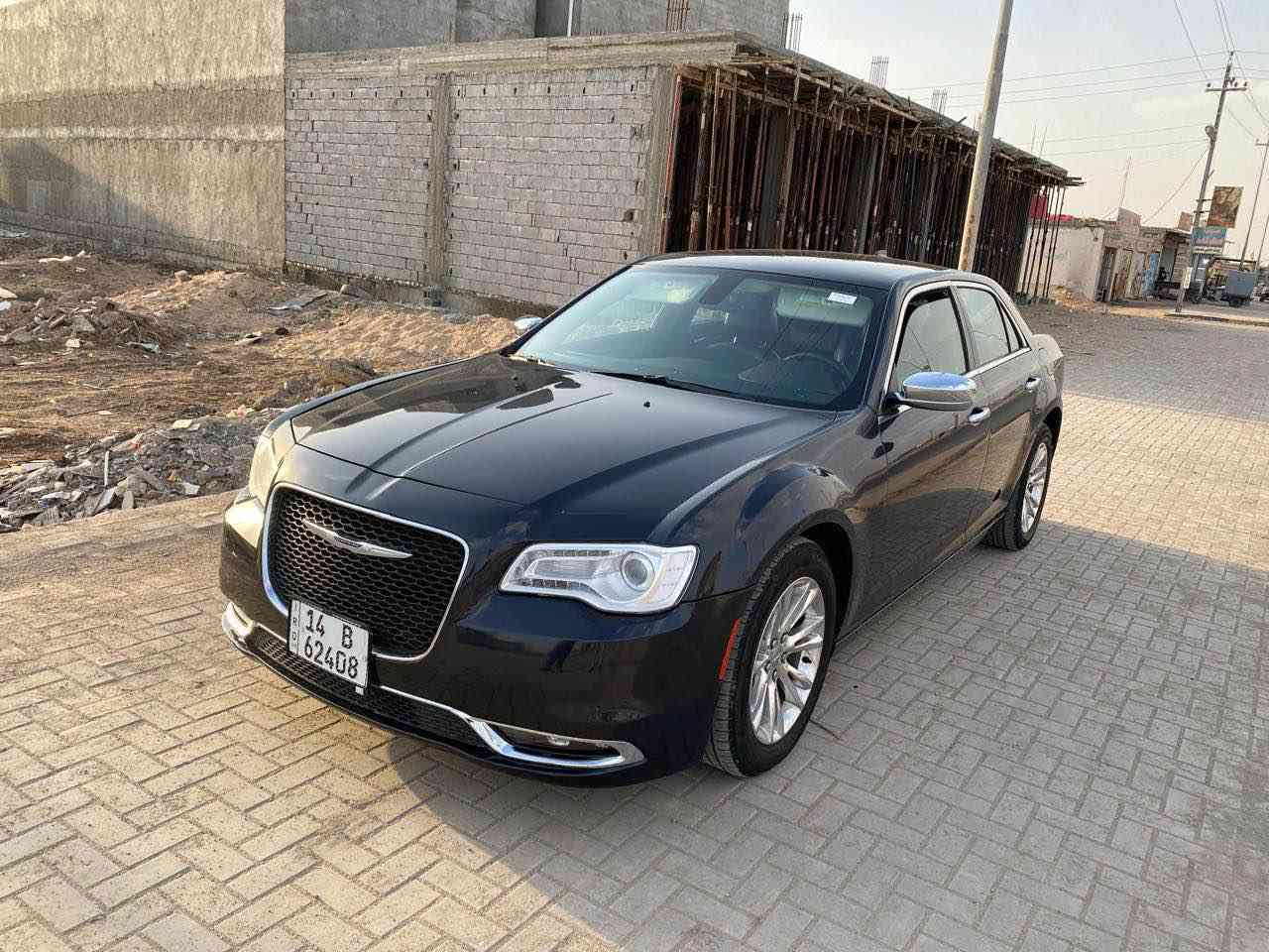 السلام عليكم اوباما مديل 18 اصل كفاله عامه بيه بارد شي بسيط كفاله كير مكينه حداده تبريد كلها بشرط ماناقصها شي ومسويلها ادامه كامله متكامله من فيت بم بلكات تنظيف غرفت احتراق تنضيف نوزلات ما ناقصها شي والحمدلله مواصفات السياره نص فول يعني عده الفتحه كشنات جلد تدفئه تبريد خزن كشنات  وباقي المواصفات المعروفه ويل 18  رقم دولي وهزه جديده  السياره بسمي تحويل ثاني يوم 
سعر 240 وبيها مجال للشراي 
مكان السياره بصره شط العرب 
للستفسار *********** البصرة, العراق
