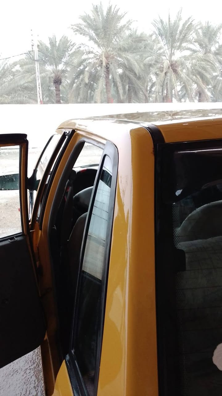 سيارة سايبة للبيع موديل ٢٠١٢ رقم بغداد سنوية لل ٢٠٢٧ محرك وگير وحدادية مكفول وگشر ع القناعة السعر ٢٥ وبيها مجال للتواصل ***********
مكاني الحلة
