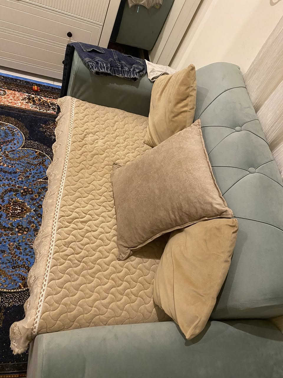 تخم عشر مقاعد اخو الجديد بس قنفة وحدة بيها ضرر السعر 200 الف


**إذا كنت صاحب هذا الإعلان وتريد حذفه لأي سبب، رجاءا أرسل رسالة إلى الدعم الفني**