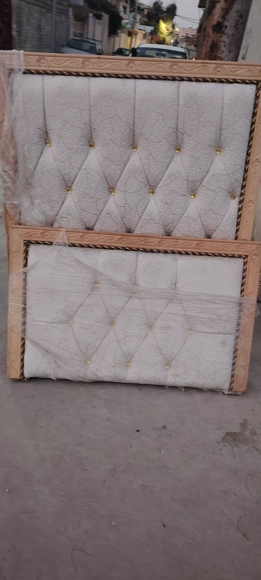 الاسعار مكتوبة اسفل الصور 
موصل الايمن


**إذا كنت صاحب هذا الإعلان وتريد حذفه لأي سبب، رجاءا أرسل رسالة إلى الدعم الفني**