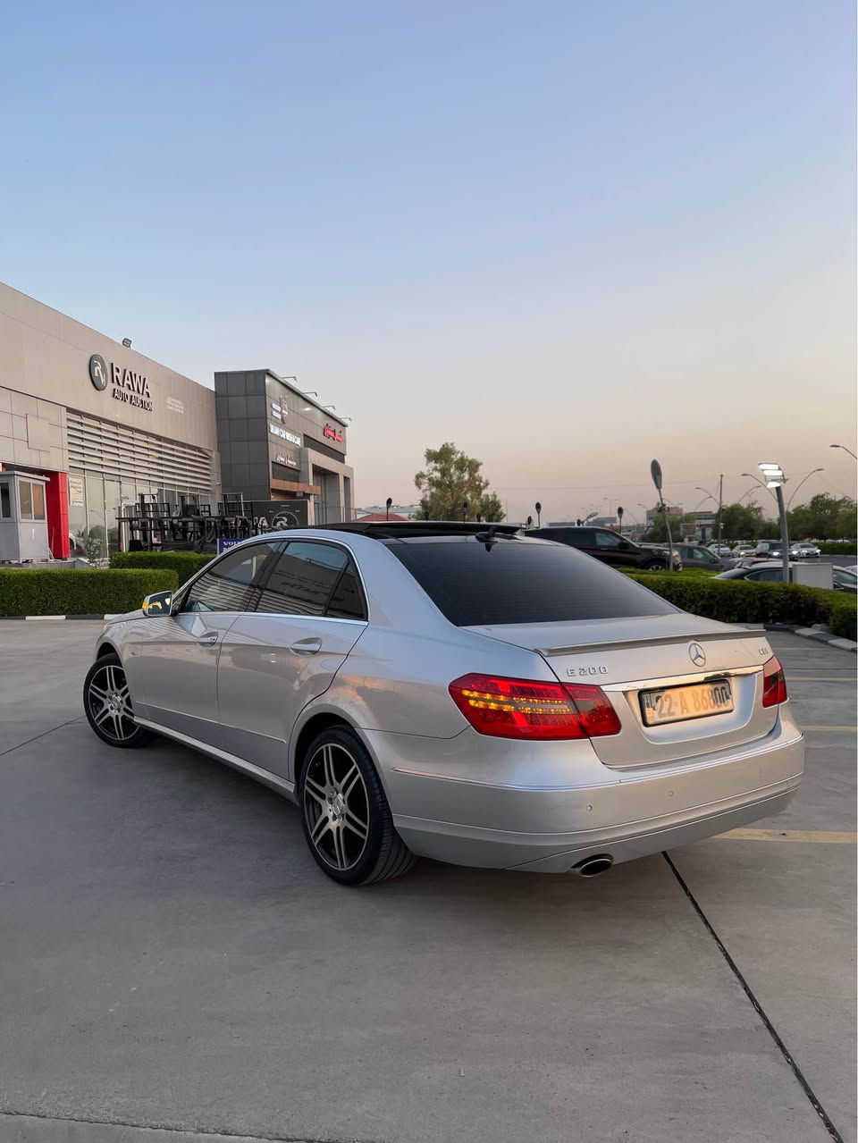 مارسيد E 200
موديل 2011
پانوراما
ئه فنگاردن ضمان
بدون دعم و صبغ
143ميل ماشي
كير محرك تحويل وكالة كلشي بشرط
سعر 168
رقم موبايل ***********
مكان السيارة دهوك أربيل, العراق
