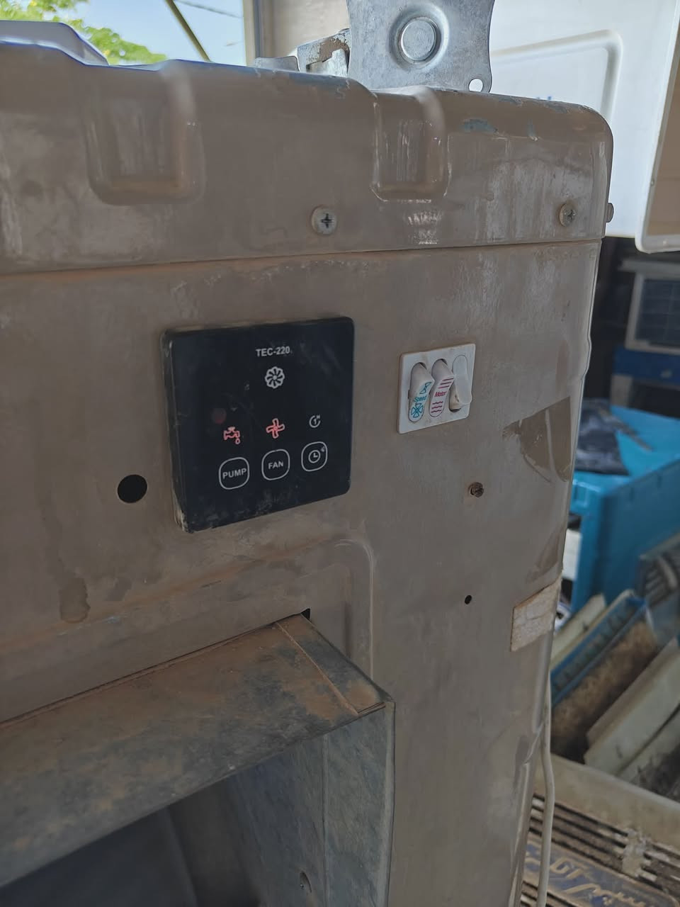 مبردة حجم 4 ونص حيل نظيف سرعتين على ريمونت 200 الف


**إذا كنت صاحب هذا الإعلان وتريد حذفه لأي سبب، رجاءا أرسل رسالة إلى الدعم الفني**