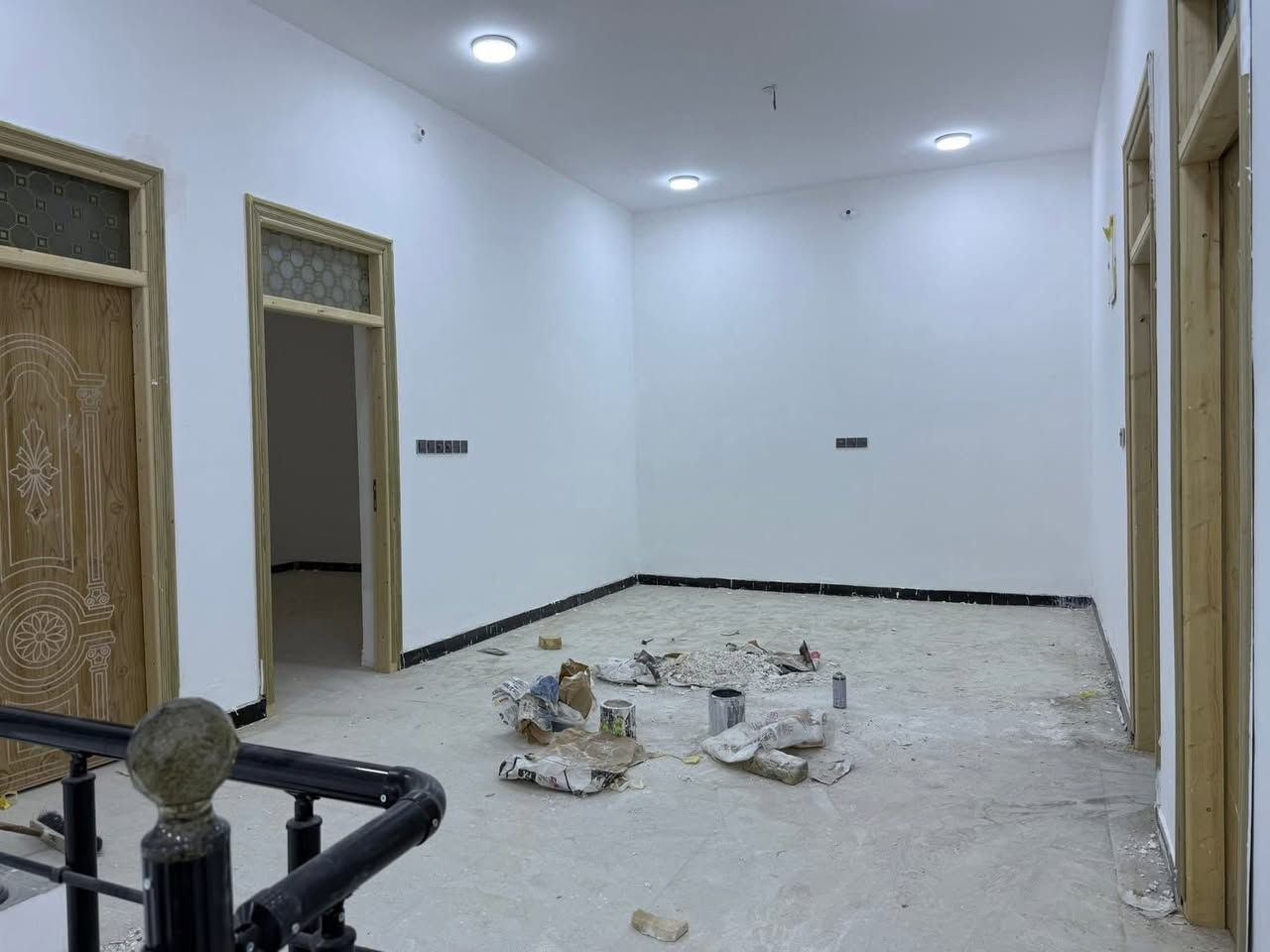 🏠بيت للبيع
📍قرب جسر ال عمار عله شارع رئسي

‼️البيت بي رقم 

‼️البيت بناء ٢٠٢٥

❗️البناء كونكريت مسلح درجه أولى

📐مساحه ٧٠٠م بناء ٢٨٠م 

🕍البناء طابقين 

• الطابق الاول :

• ⁠استقبال 

• ⁠صاله غرف ٢ 

• ⁠مطبخ 

• ⁠صحيات ٢

• الطابق الثاني : 

• ⁠غرف ٤ سويت 

•صاله

•صحيات

⁠

‼️يوجد بيت خلفي مساحه٢٠٠م غرف ٢ صاله مطبخ صحيات استقبال

#مكتب_الشراع_للعقار
🔺بيع وشراء العقارت 🔺إداره إملاك🔺إيجار🔺إستثمار
🔺نبيع عقارك بأسرع وقت وبأفضل سعر
🔺ثقتكم اساس نجاحنا..وخدمتكم أولويتنا...
🔺فرص عقارية مدروسة.. وخطوات ثابتة نحو النجاح
🔺خبرة وثقة للبيع والشراء والتأجير
🔺إمانه🔺مصداقيه🔺إلتزام

📞للإستفسار 

***********☎️
***********☎️
