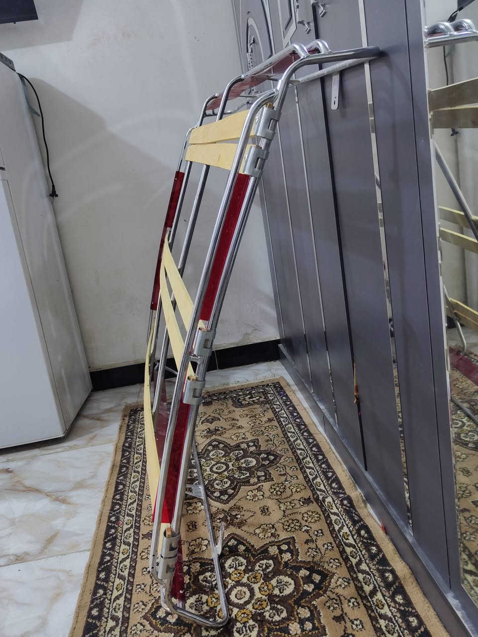 سيبايه علي الحداد بعدهي جديده زيرو مامشدوده على اي تكتك السعر 135 
 ***********
