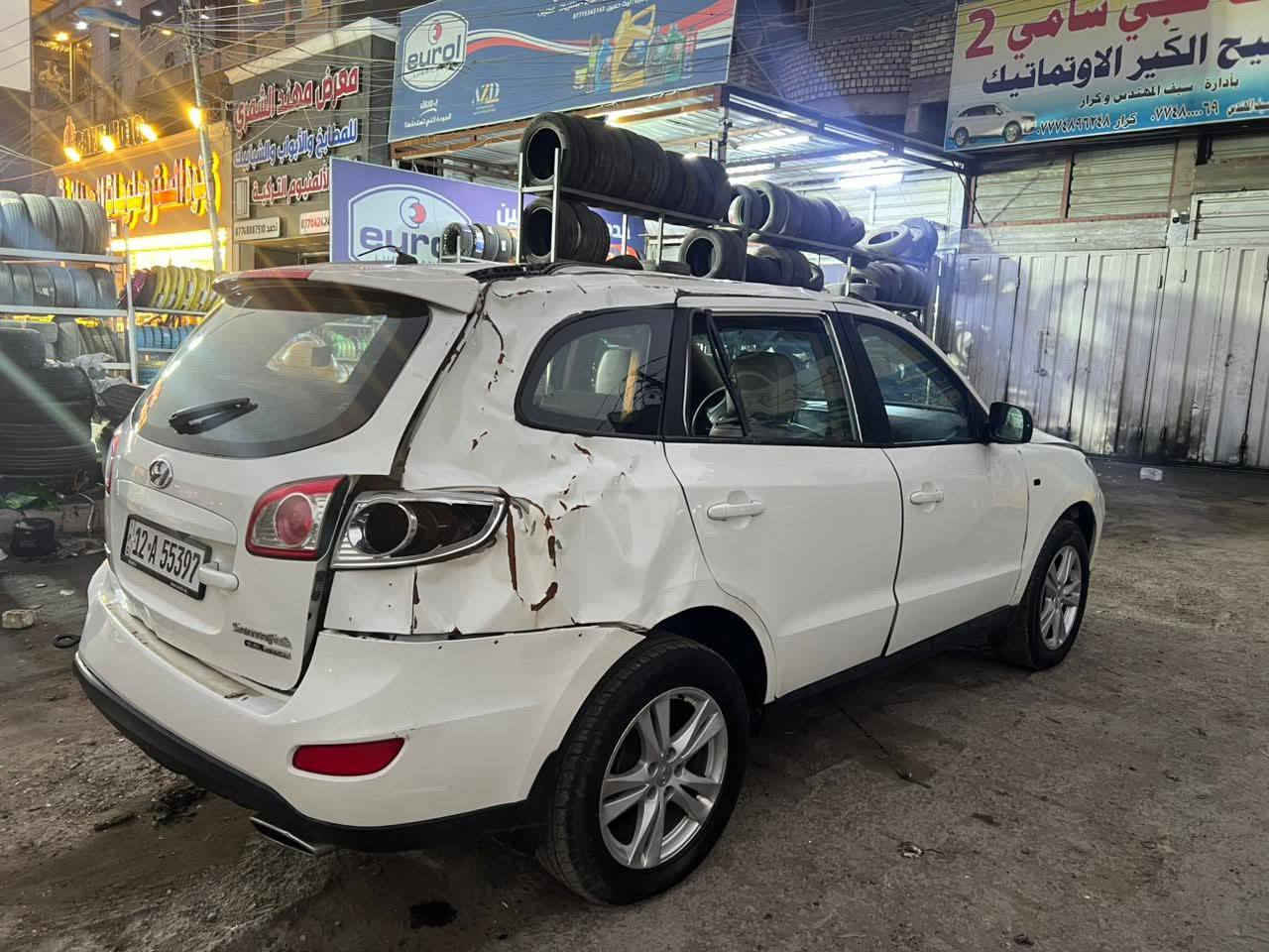 السلام عليكم اخوان للبيع هونداي سنتافي موديل 2012 رقم نينوى الدولي رقم وسنويه وهزه كله جديد وشرط التحويل محرك 6 سلندر 7 راكب 3 قطع تبريد سياره كفاله قبل الحادث وحالين بيها حادث وبيع على حادثه كير محرك داخل كله كفاله السعر مناسب لشراي للاتصال بل رقم *********** مكان سيارة بغداد
